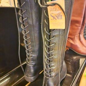 Black leather back lace up boots size 6 m boots New with tags